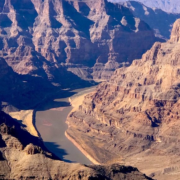 Meet your Posher, Joyce - Picture 1 of 12